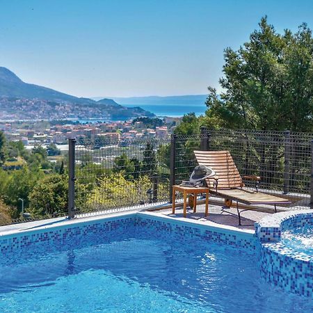Lovely Home In Split With Jacuzzi מראה חיצוני תמונה
